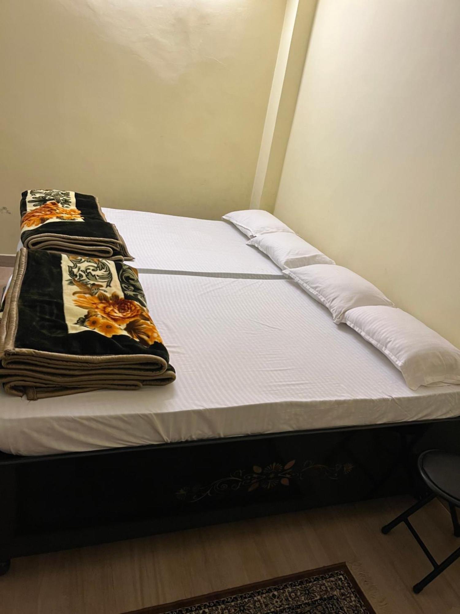 Incredible Banaras Inn 瓦拉纳西 外观 照片
