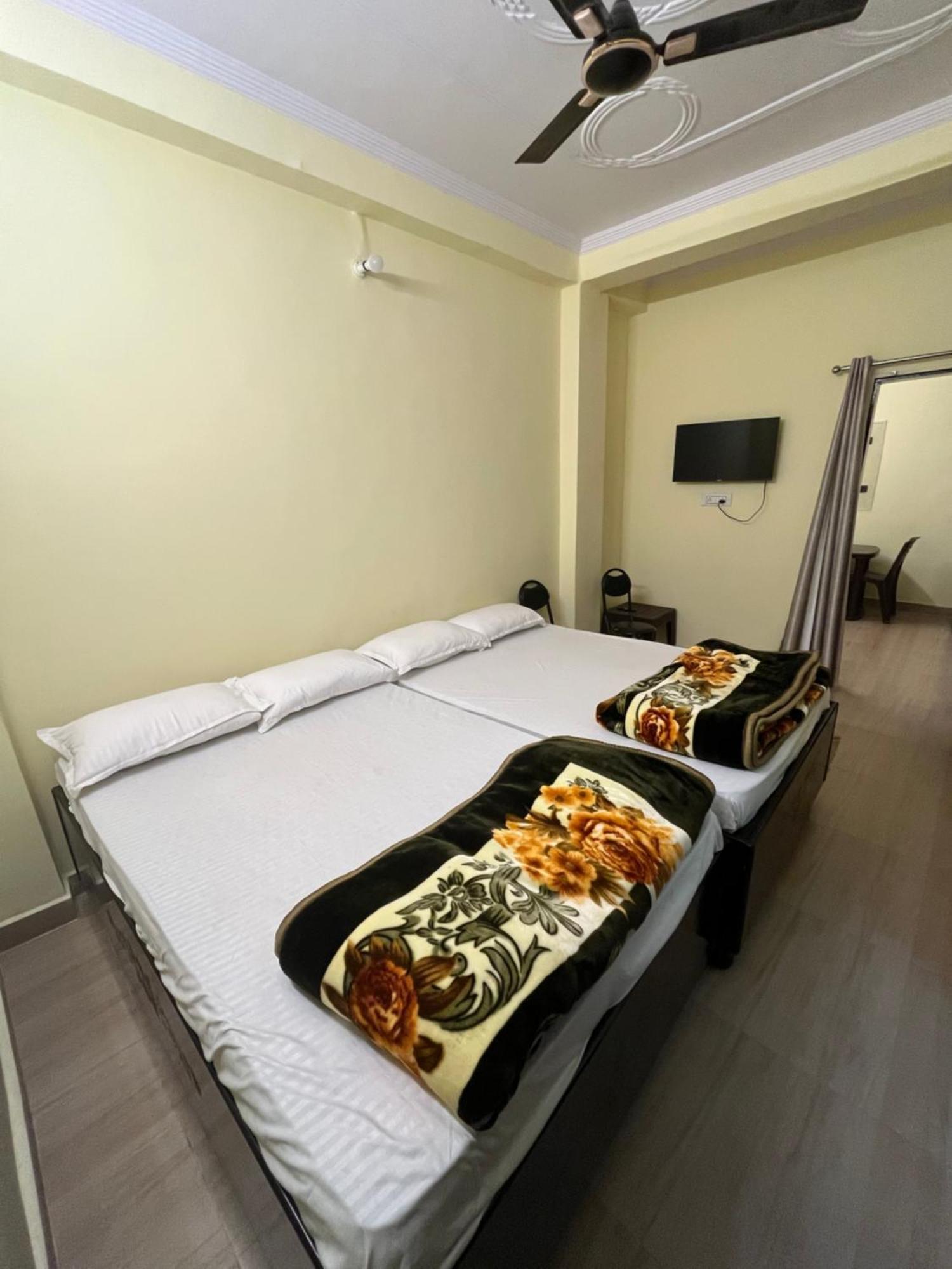Incredible Banaras Inn 瓦拉纳西 外观 照片