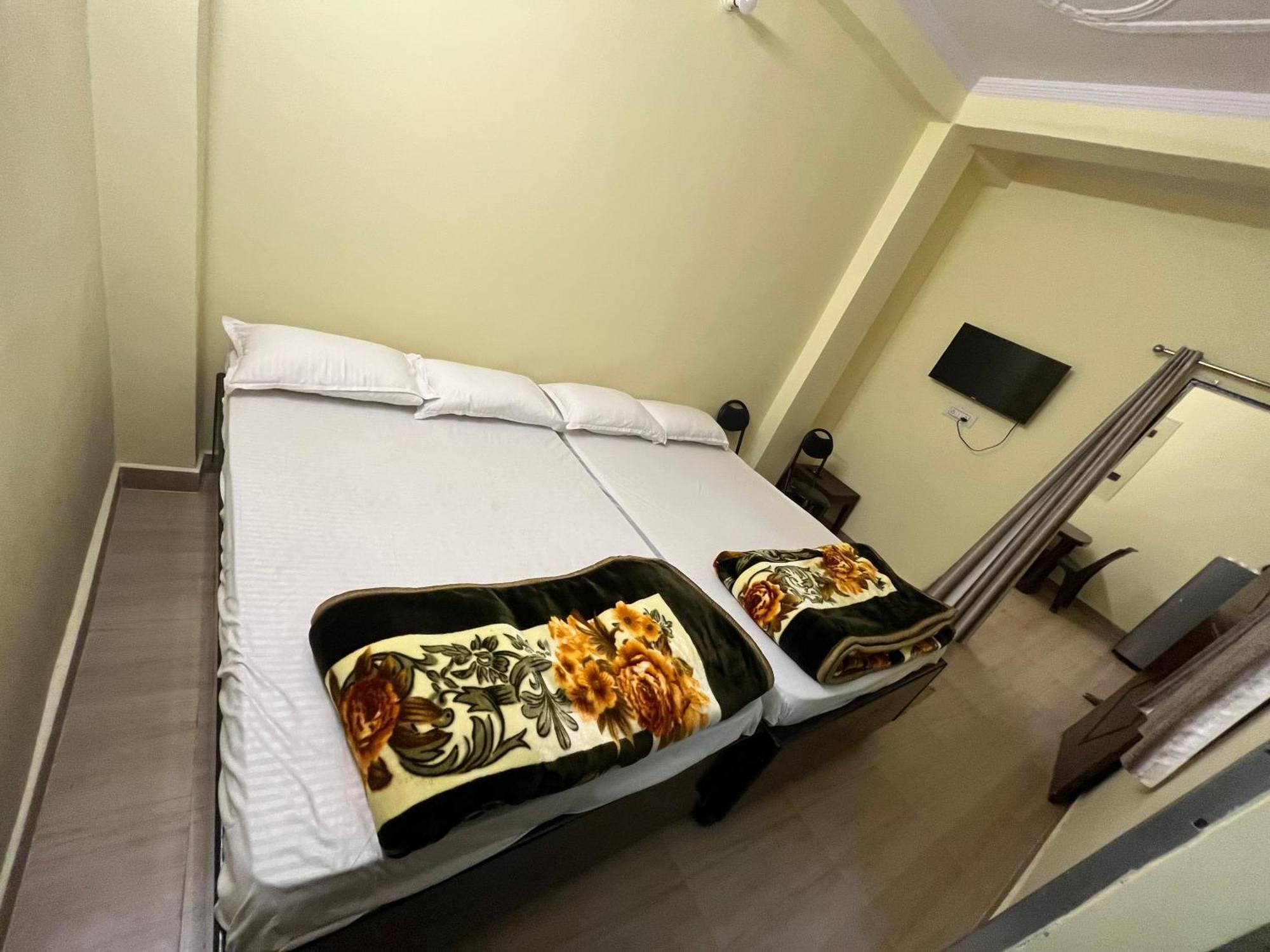 Incredible Banaras Inn 瓦拉纳西 外观 照片